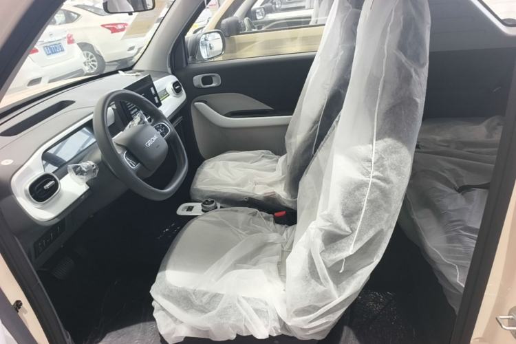 Used Geely Galaxy Panda 2025 210 km – Yuanqi Bear Left Front Seat