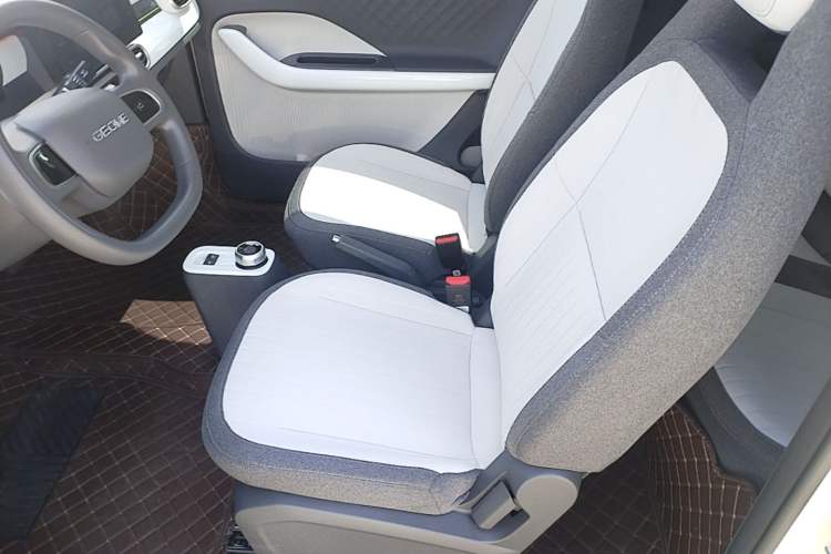 Used Geely Galaxy Panda 2025 210 km – Yuanqi Bear Left Front Seat
