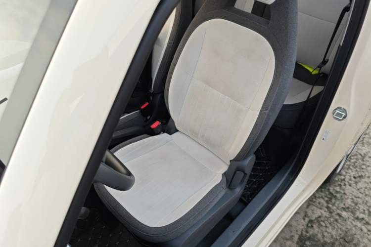 Used Geely Galaxy Panda 2025 210 km – Yuanqi Bear Left Front Seat