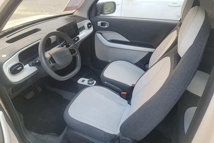 Used Geely Galaxy Panda 2025 210 km – Yuanqi Bear Left Front Seat