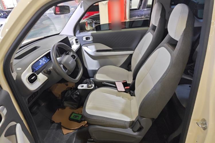 Used Geely Galaxy Panda 2025 210 km – Yuanqi Bear Left Front Seat