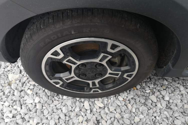 Used Geely Galaxy Panda 2025 210km Panda Rider Left Front Wheel Hub