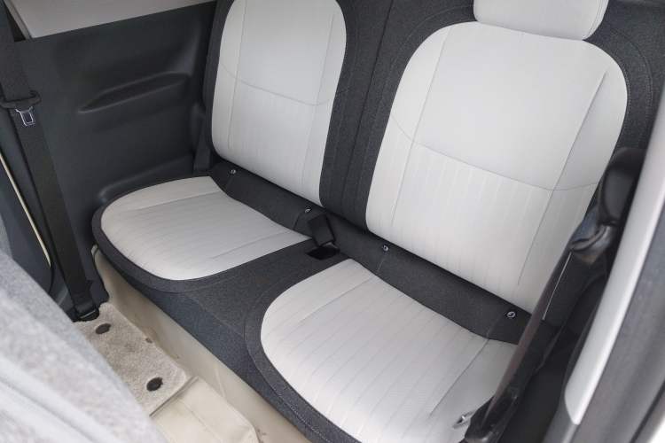Used Geely Galaxy Panda 2025 210 km – Yuanqi Bear Left Rear Seat