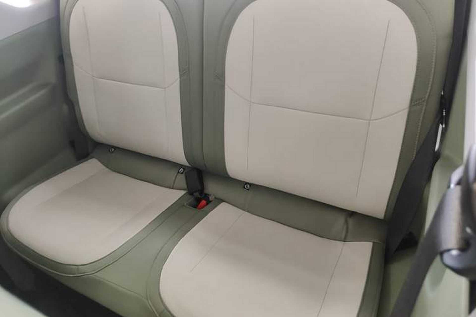 Used Geely Galaxy Panda 2025 210km Panda Rider Left Rear Seat