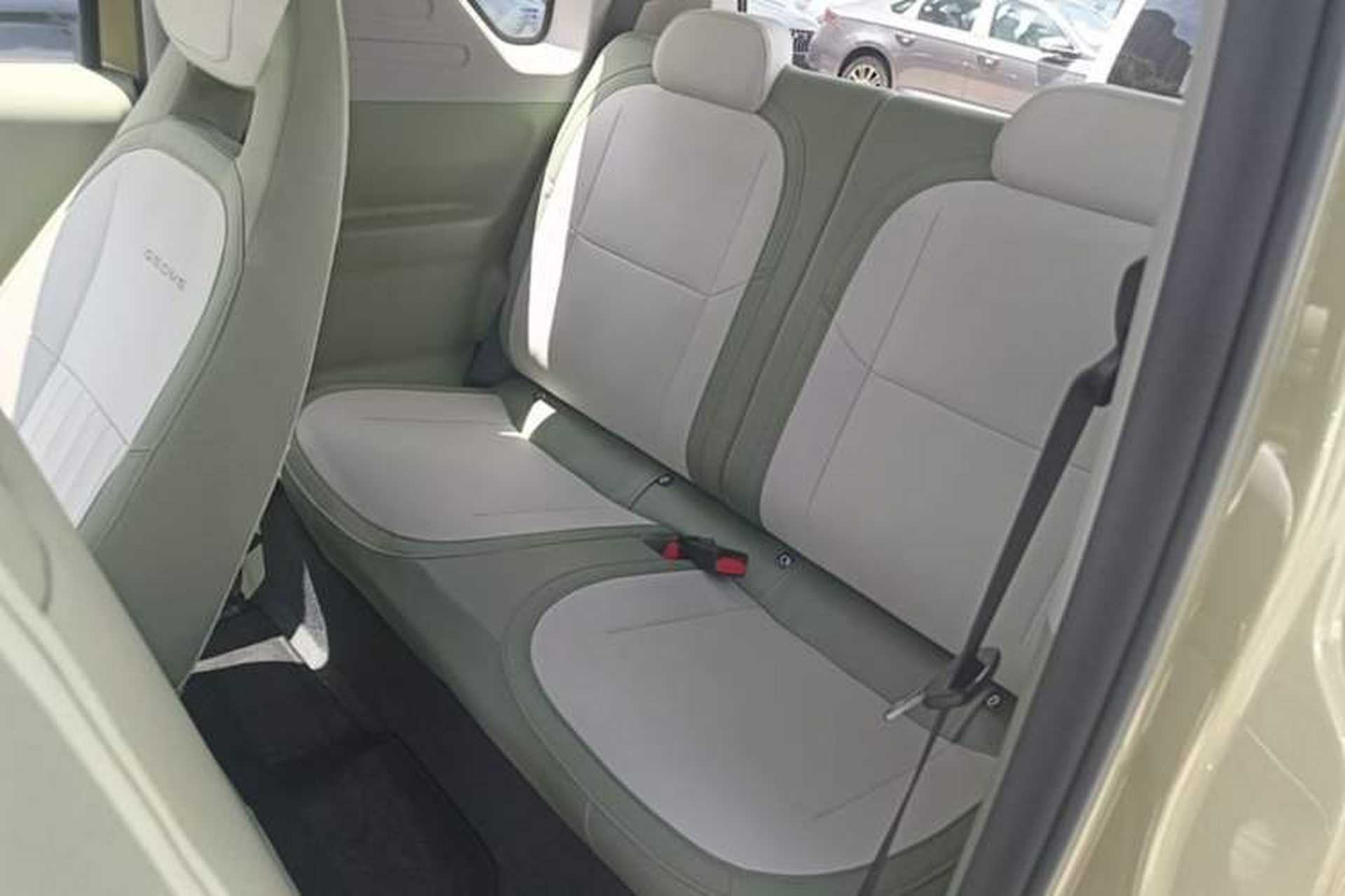 Used Geely Galaxy Panda 2025 210km Panda Kart Left Rear Seat