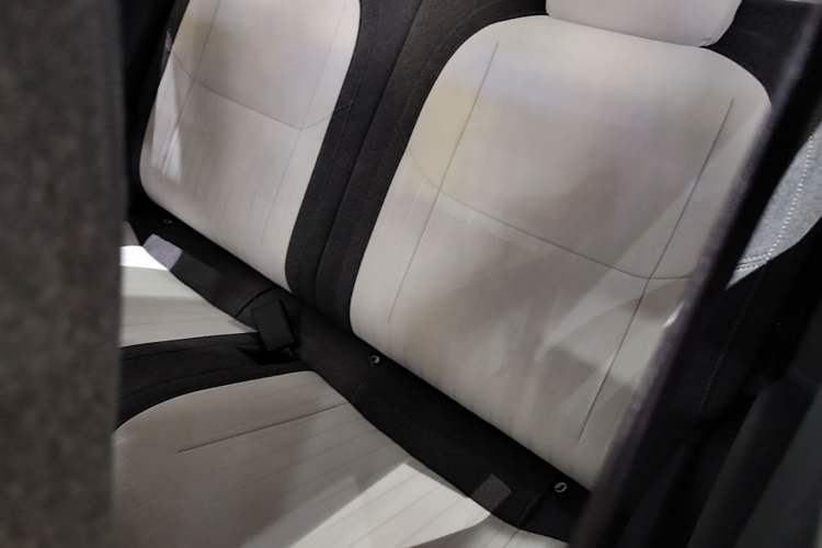 Used Geely Galaxy Panda 2025 210 km – Yuanqi Bear Left Rear Seat