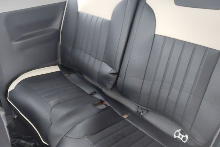 Used Geely Galaxy Panda 2025 210 km – Yuanqi Bear Left Rear Seat