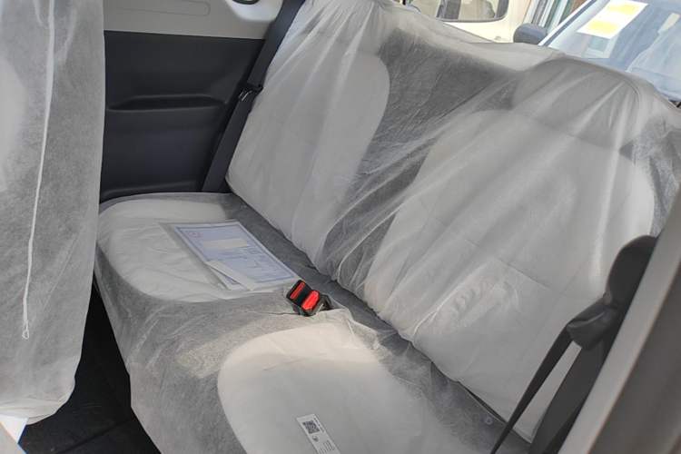 Used Geely Galaxy Panda 2025 210 km – Yuanqi Bear Left Rear Seat