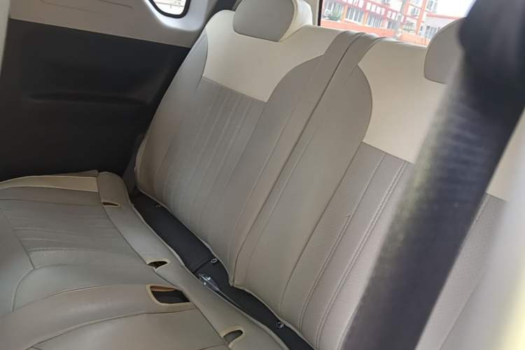 Used Geely Galaxy Panda 2025 210 km – Yuanqi Bear Left Rear Seat