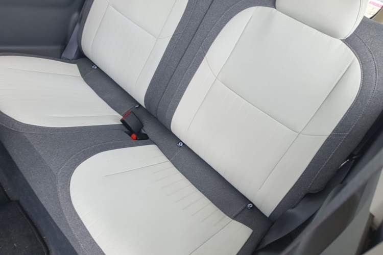 Used Geely Galaxy Panda 2025 210 km – Yuanqi Bear Left Rear Seat