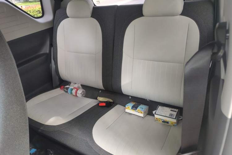 Used Geely Galaxy Panda 2025 210 km – Yuanqi Bear Left Rear Seat