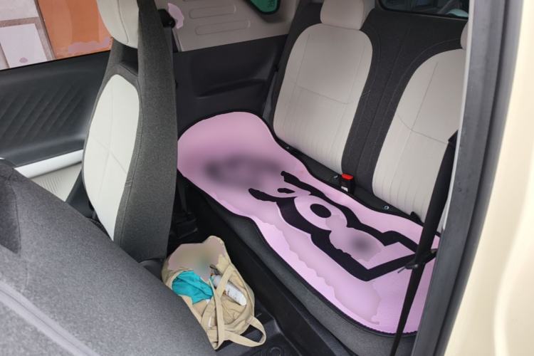 Used Geely Galaxy Panda 2025 Model 210km Panda Kart Piggy Hero Limited Edition Left Rear Seat