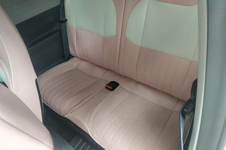 Used Geely Galaxy Panda 2025 210 km – Yuanqi Bear Left Rear Seat