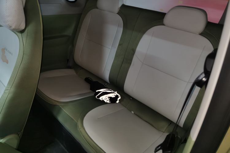 Used Geely Galaxy Panda 2025 210km Panda Rider Left Rear Seat
