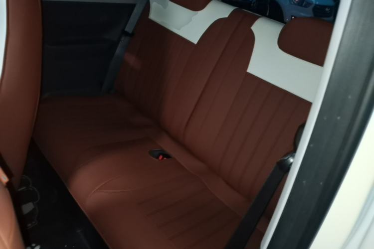 Used Geely Galaxy Panda 2025 210 km – Yuanqi Bear Left Rear Seat