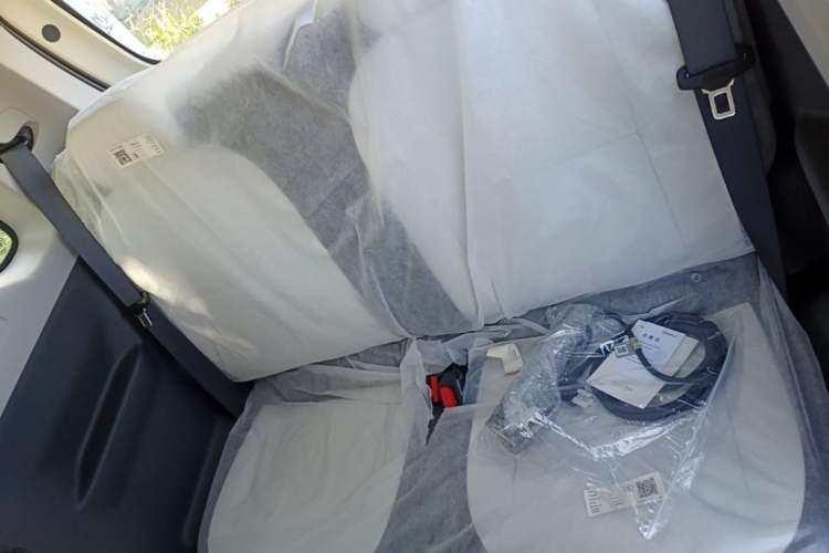 Used Geely Galaxy Panda 2025 210 km – Yuanqi Bear Left Rear Seat
