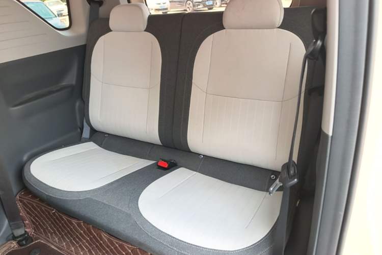 Used Geely Galaxy Panda 2025 210 km – Yuanqi Bear Left Rear Seat