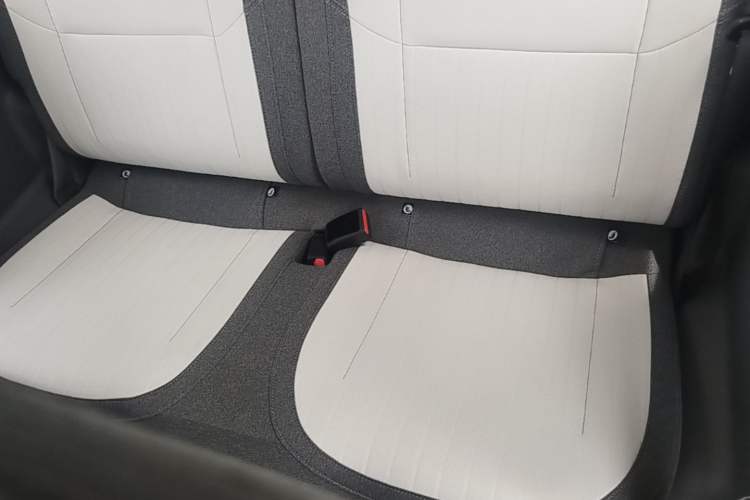 Used Geely Galaxy Panda 2025 210 km – Yuanqi Bear Left Rear Seat