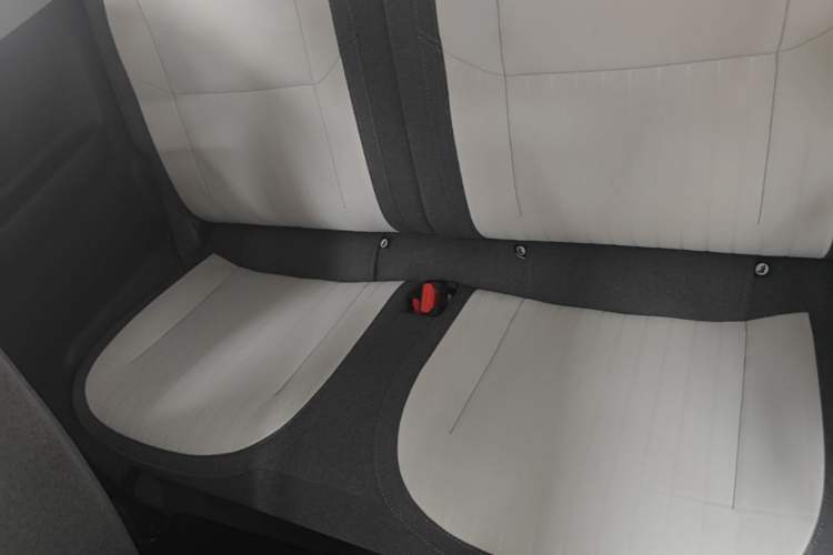 Used Geely Galaxy Panda 2025 210 km – Yuanqi Bear Left Rear Seat