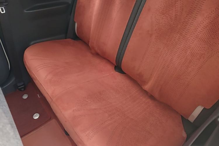 Used Geely Galaxy Panda 2025 210 km – Yuanqi Bear Left Rear Seat