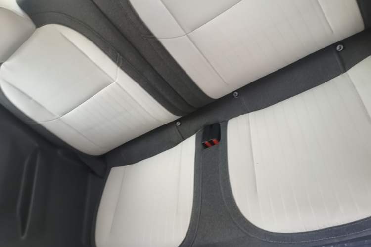 Used Geely Galaxy Panda 2025 210 km – Yuanqi Bear Left Rear Seat