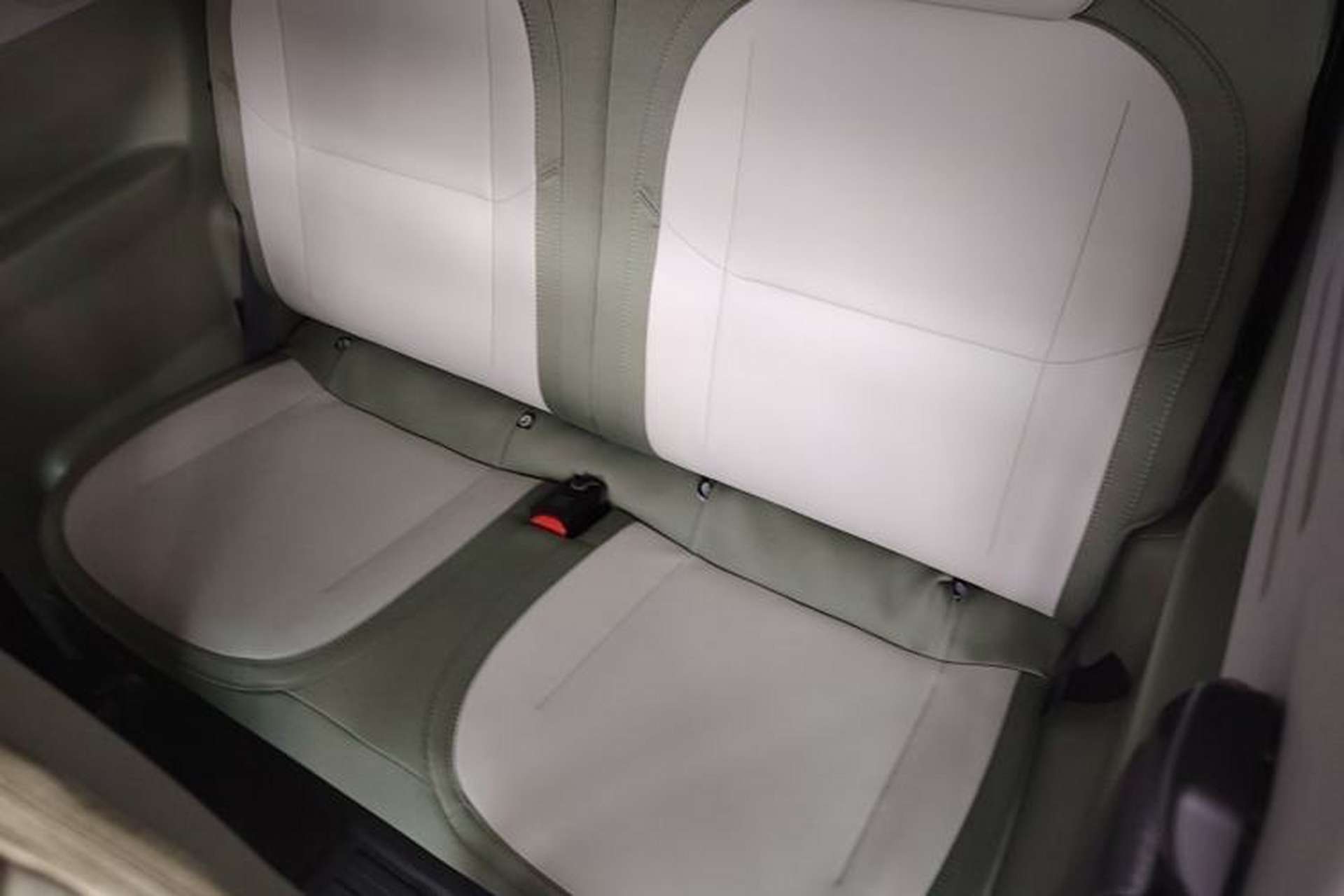 Used Geely Galaxy Panda 2025 210km Panda Rider Left Rear Seat