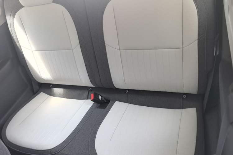 Used Geely Galaxy Panda 2025 210 km – Yuanqi Bear Left Rear Seat