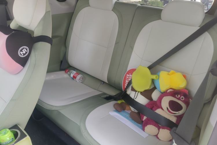 Used Geely Galaxy Panda 2025 210km Panda Rider Left Rear Seat