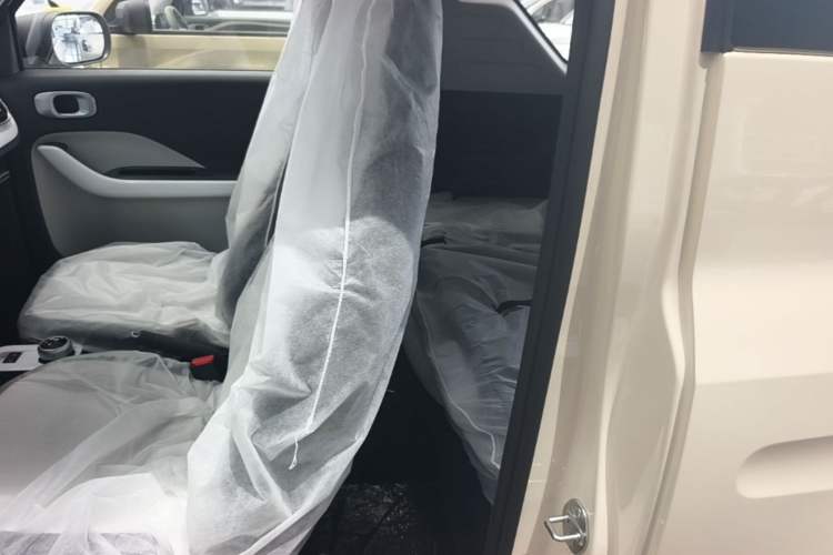 Used Geely Galaxy Panda 2025 210 km – Yuanqi Bear Left Rear Seat