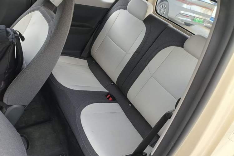 Used Geely Galaxy Panda 2025 210 km – Yuanqi Bear Left Rear Seat