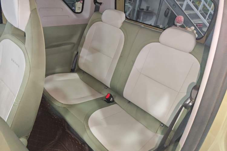 Used Geely Galaxy Panda 2025 210km Panda Rider Left Rear Seat