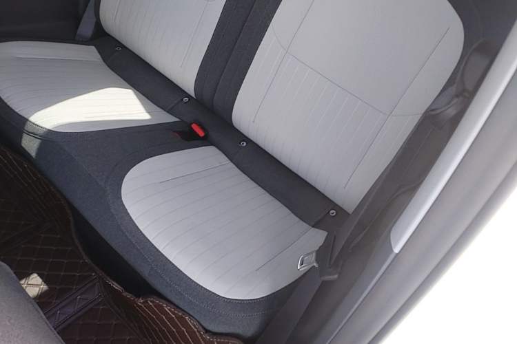 Used Geely Galaxy Panda 2025 210 km – Yuanqi Bear Left Rear Seat