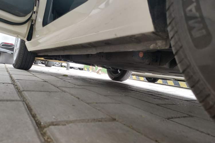 Used Geely Galaxy Panda 2025 210 km – Yuanqi Bear Left Side Sill