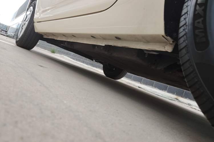Used Geely Galaxy Panda 2025 210 km – Yuanqi Bear Left Side Sill
