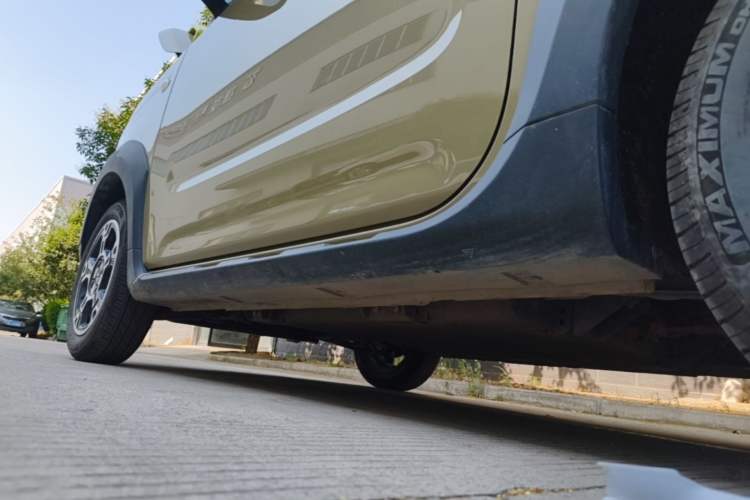 Used Geely Galaxy Panda 2025 210km Panda Rider Left Side Sill