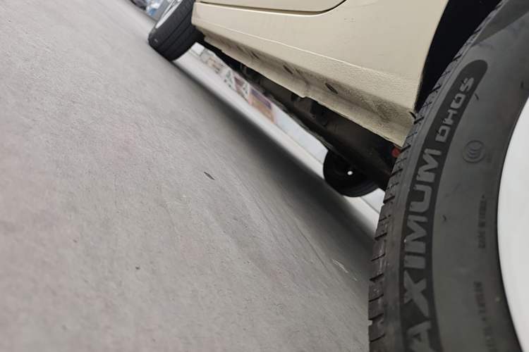 Used Geely Galaxy Panda 2025 210 km – Yuanqi Bear Left Side Sill