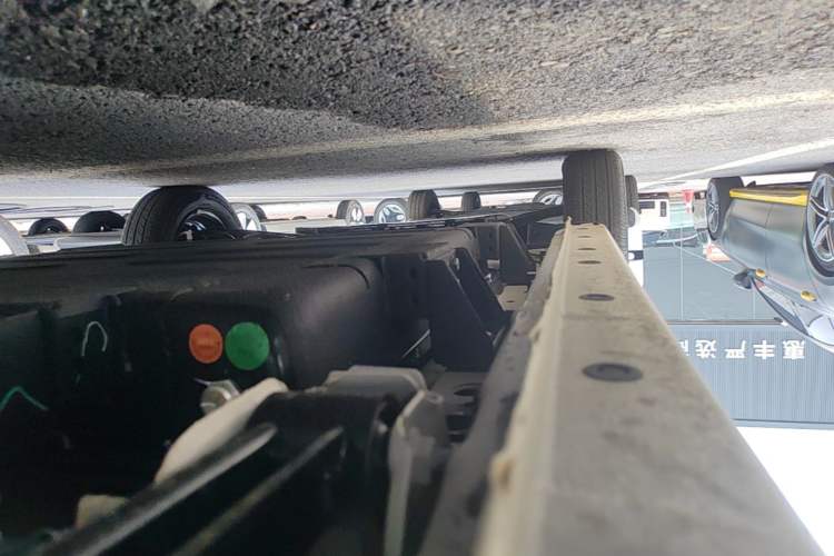 Used Geely Galaxy Panda 2025 210 km – Yuanqi Bear Left Side Sill