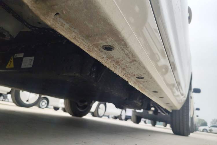 Used Geely Galaxy Panda 2025 210 km – Yuanqi Bear Left Side Sill