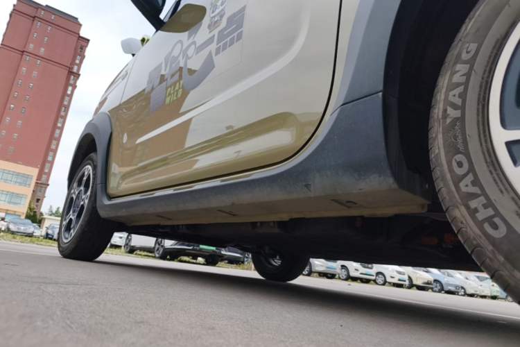 Used Geely Galaxy Panda 2025 210km Panda Rider Left Side Sill