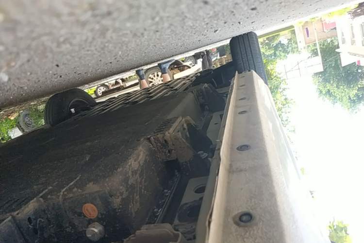Used Geely Galaxy Panda 2025 210 km – Yuanqi Bear Left Side Sill