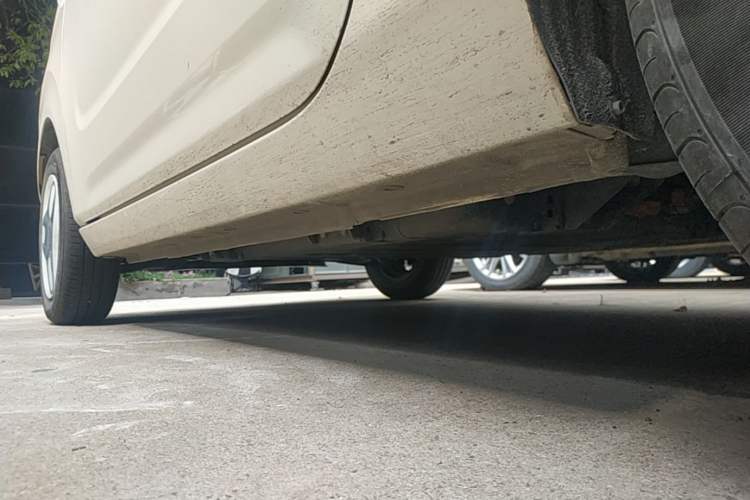 Used Geely Galaxy Panda 2025 210 km – Yuanqi Bear Left Side Sill