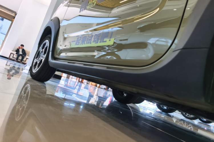 Used Geely Galaxy Panda 2025 210km Panda Rider Left Side Sill