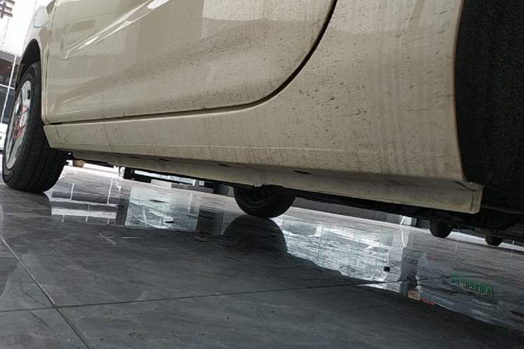 Used Geely Galaxy Panda 2025 210 km – Yuanqi Bear Left Side Sill