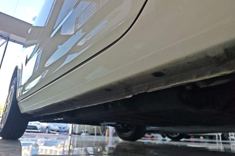 Used Geely Galaxy Panda 2025 210 km – Yuanqi Bear Left Side Sill