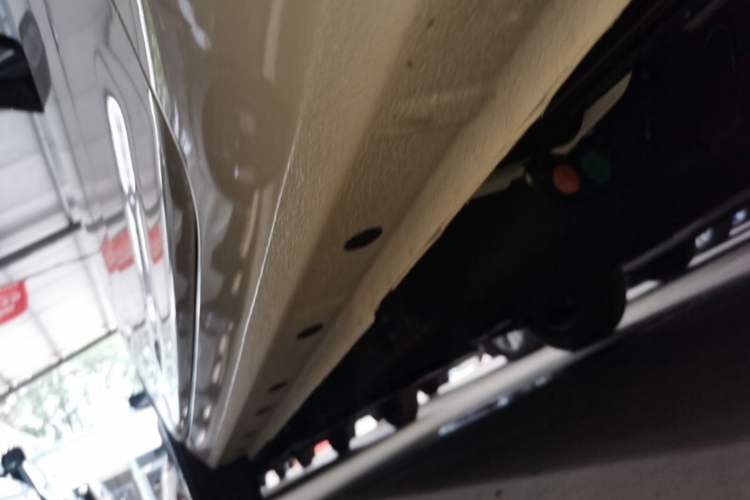 Used Geely Galaxy Panda 2025 210 km – Yuanqi Bear Left Side Sill