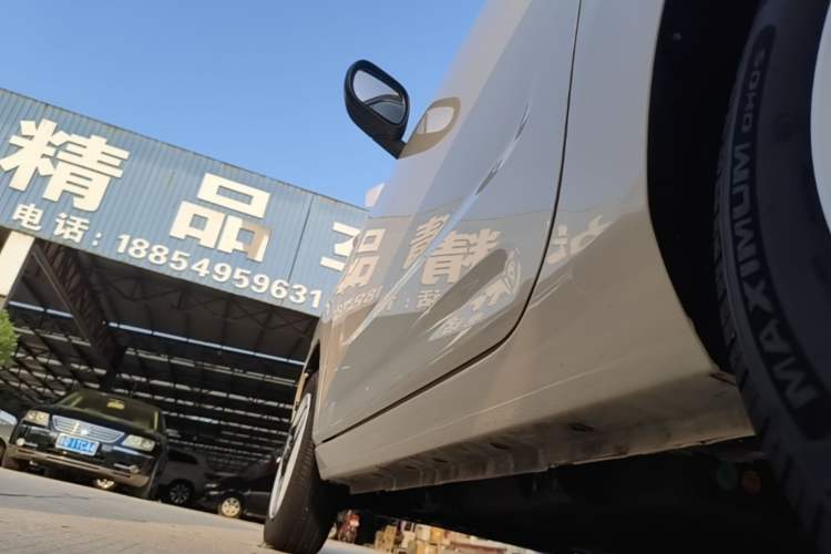 Used Geely Galaxy Panda 2025 210 km – Yuanqi Bear Left Side Sill