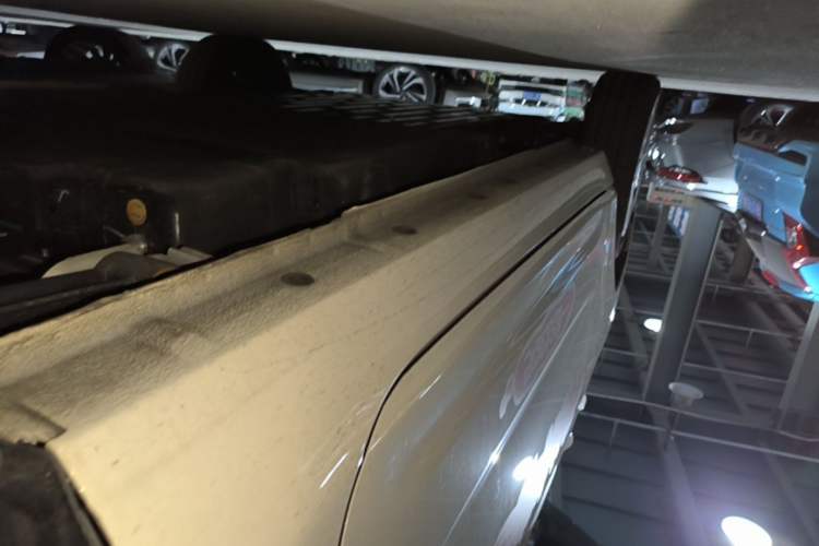 Used Geely Galaxy Panda 2025 210 km – Yuanqi Bear Left Side Sill
