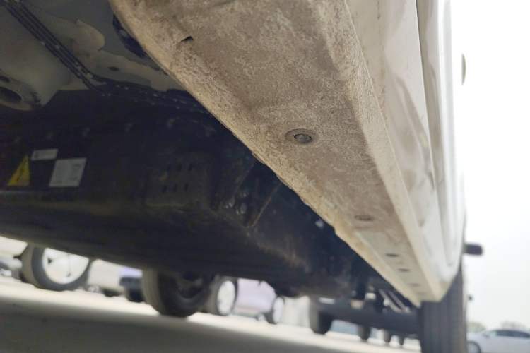 Used Geely Galaxy Panda 2025 210 km – Yuanqi Bear Left Side Sill