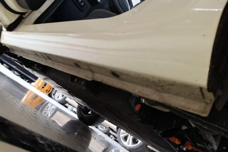 Used Geely Galaxy Panda 2025 210 km – Yuanqi Bear Left Side Sill
