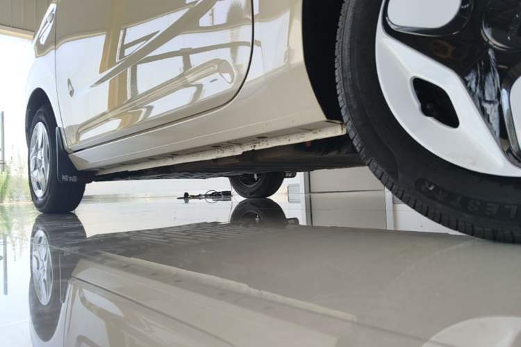 Used Geely Galaxy Panda 2025 210 km – Yuanqi Bear Left Side Sill